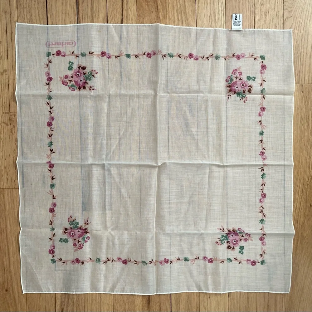 Cacharel delicate feminine